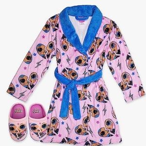 🆕 LOL Surprise! Robe & slippers set